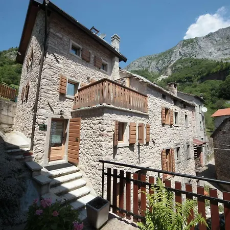 Diffuso Valcellina E Val Vajont In Apartmán *